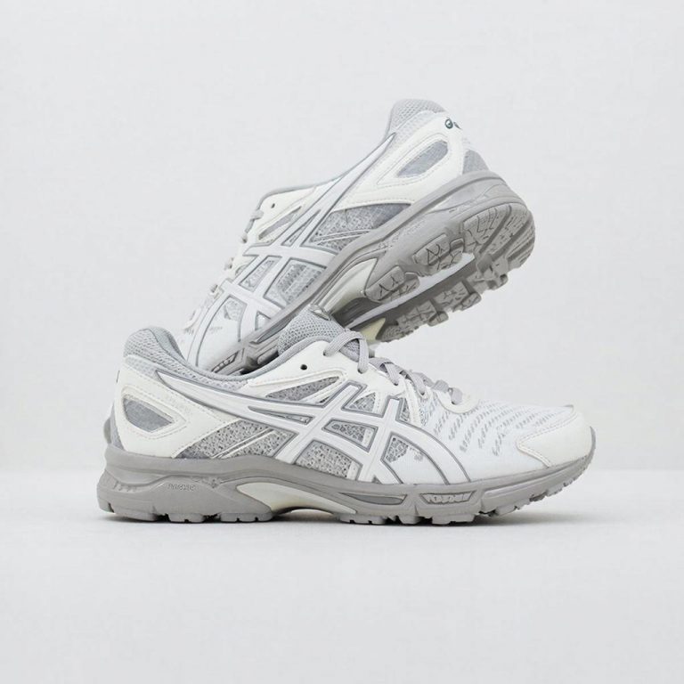 Взрывная Энергия Каждого Шага: Наш Глубокий Обзор ASICS Novablast – Универсальные Кроссовки с Упругой Амортизацией