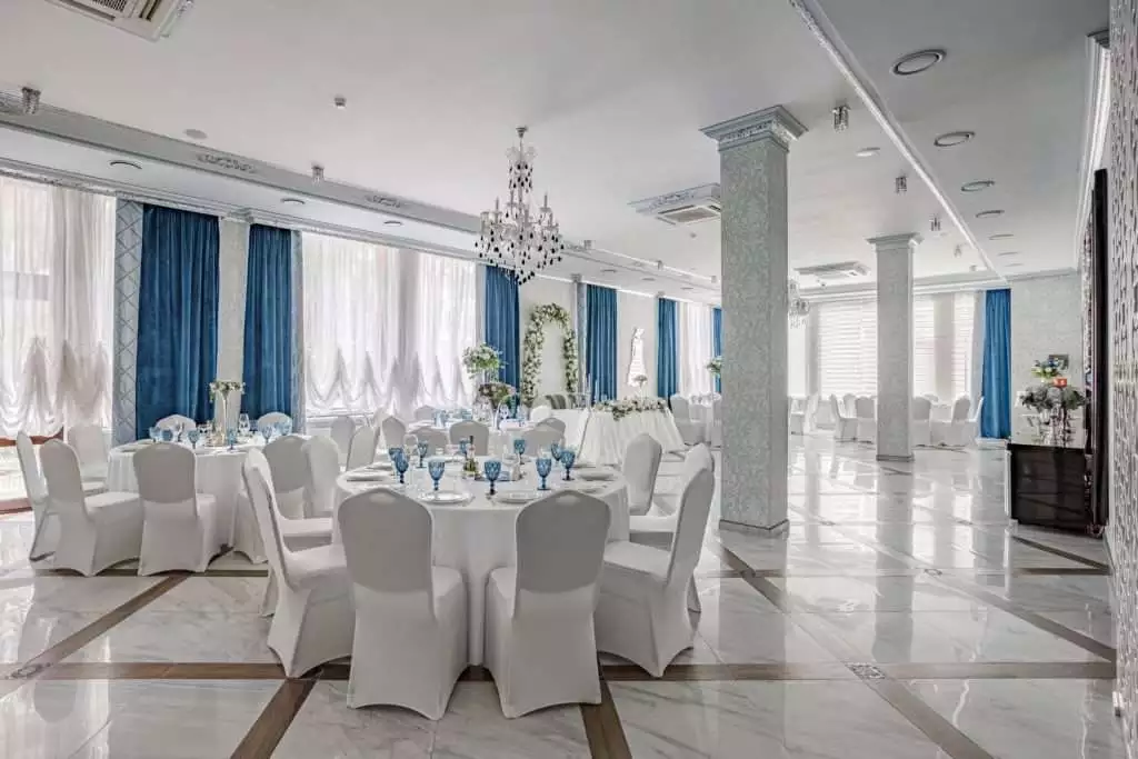 Villa Italy: Где Средиземноморье Встречается с Русским Гостеприимством – Наш Незабываемый Опыт в Банкетном Комплексе